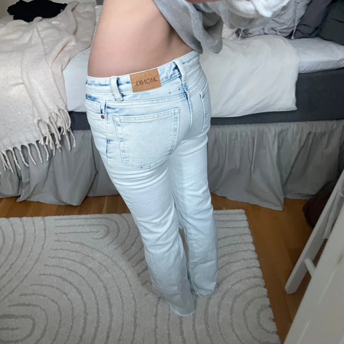 Low jeans med bootcut - 2