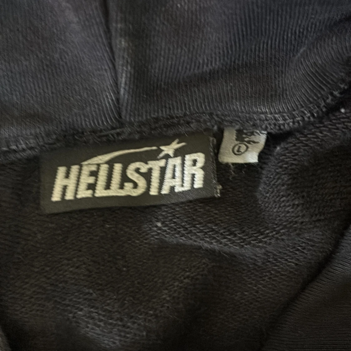 Svart Hellstar hoodie med flames - 2