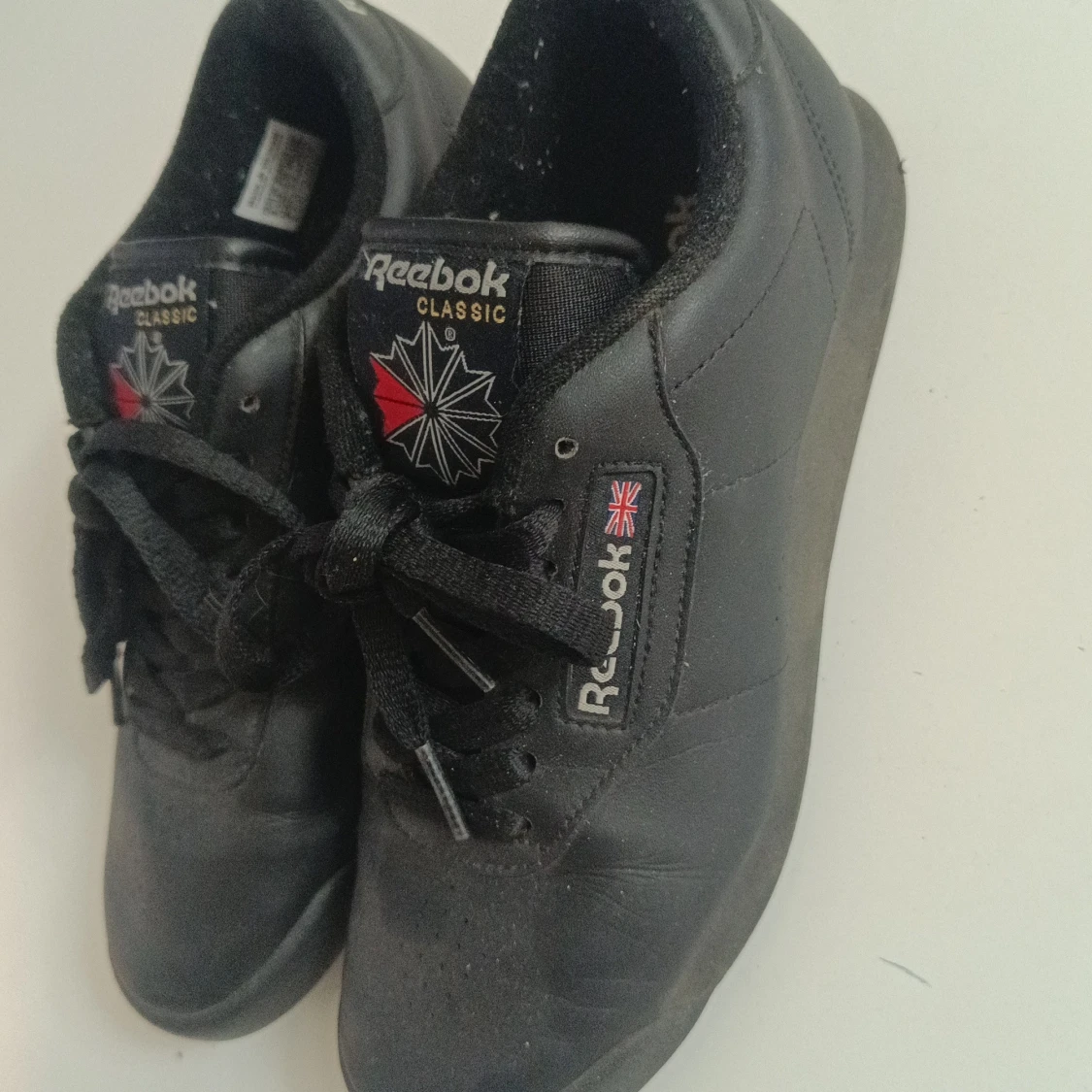 Svarta Reebok Classic sneakers - 1