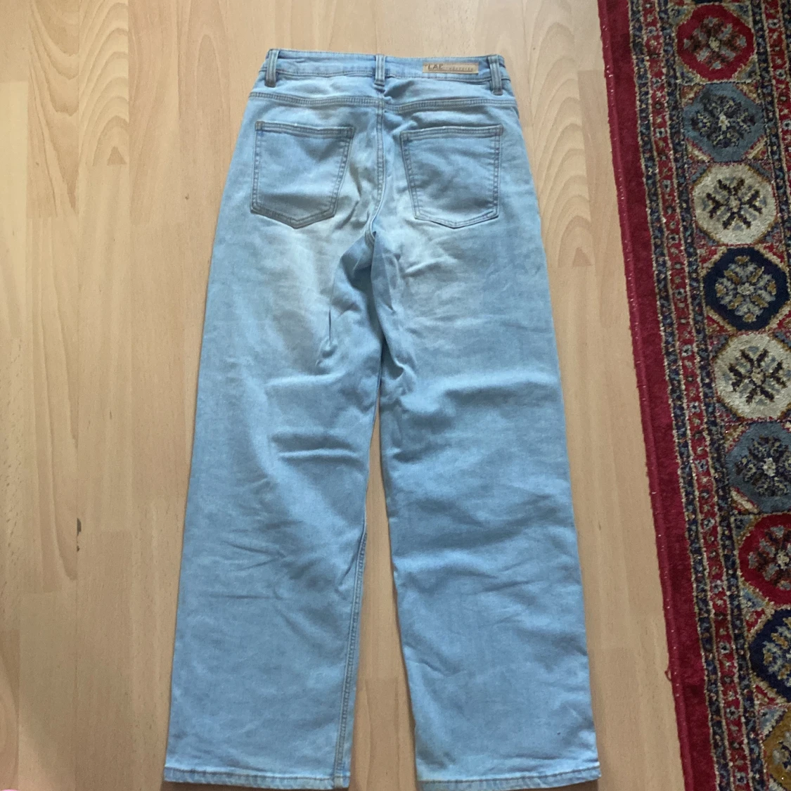 Ljusblå wide jeans från LAB Industries - 1