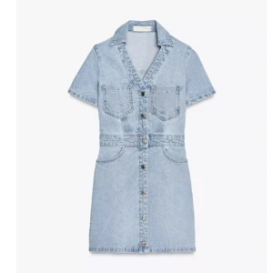 jeansklänning - jeansklänning från zara i storlek xs nypris 399kr knappt använd