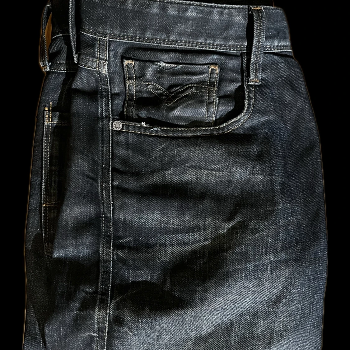 Mörkblå jeans från Replay - 2