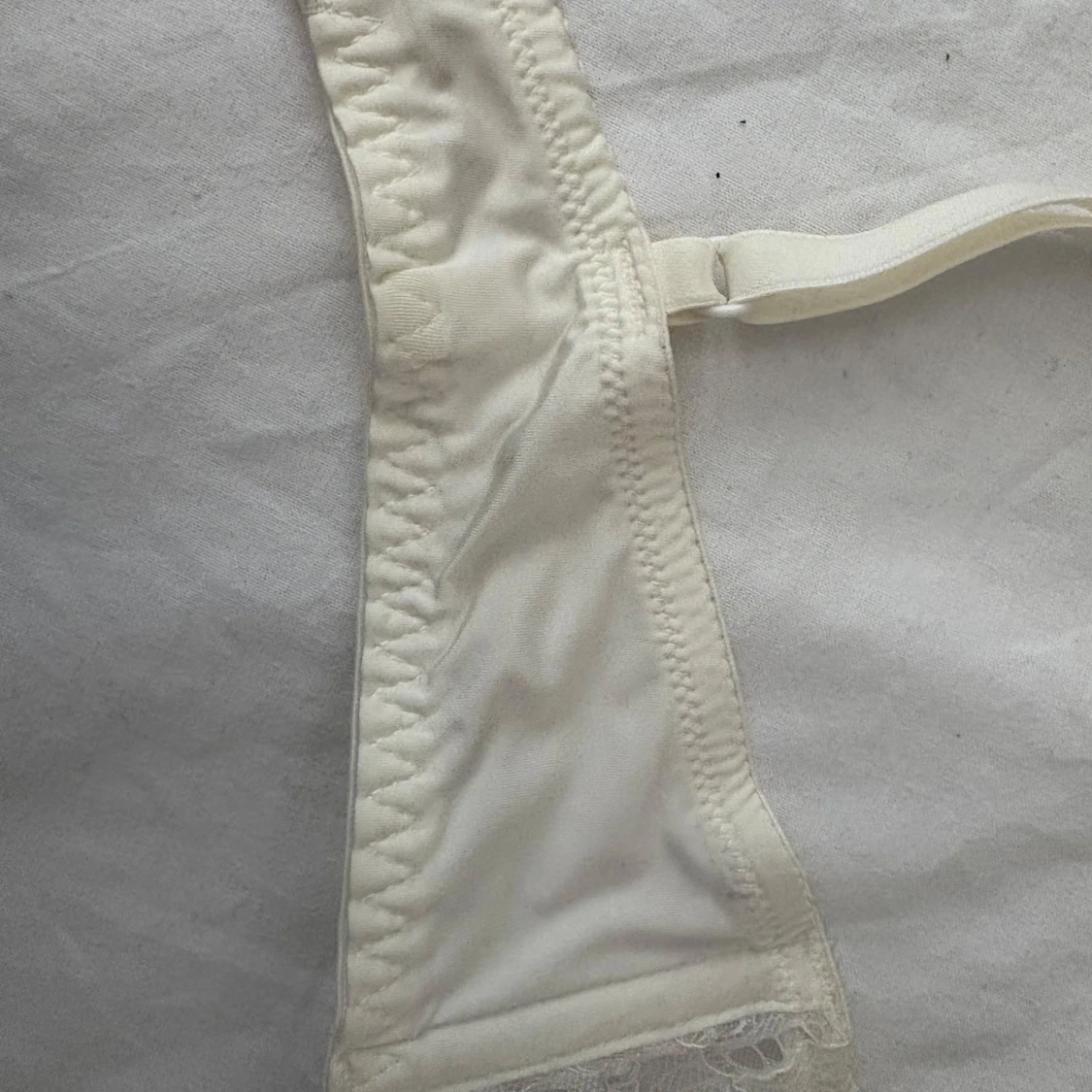 Vit vadderad bh💕 - 4