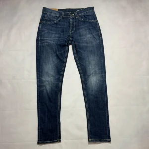 Dondup jeans  - Model: GEROGE skinny fit - condition: 9/10- W size: 31 - retail prize: 3499 SEK J3