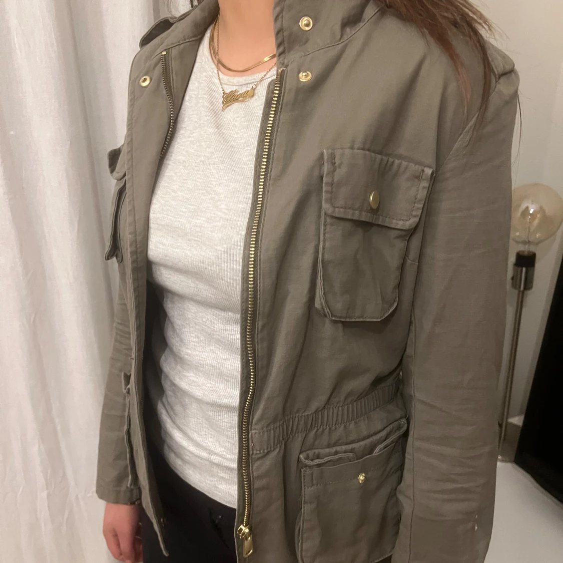 Grön parkajacka med dragkedja - 2