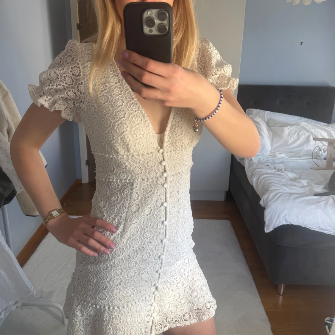 Vit spetsklänning från Kiss The Sky - 1