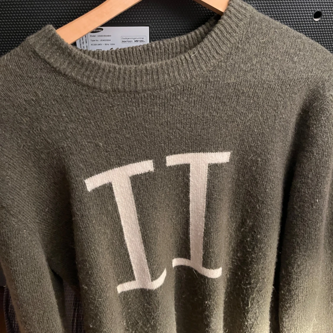 Olivgrön tröja från Les Deux