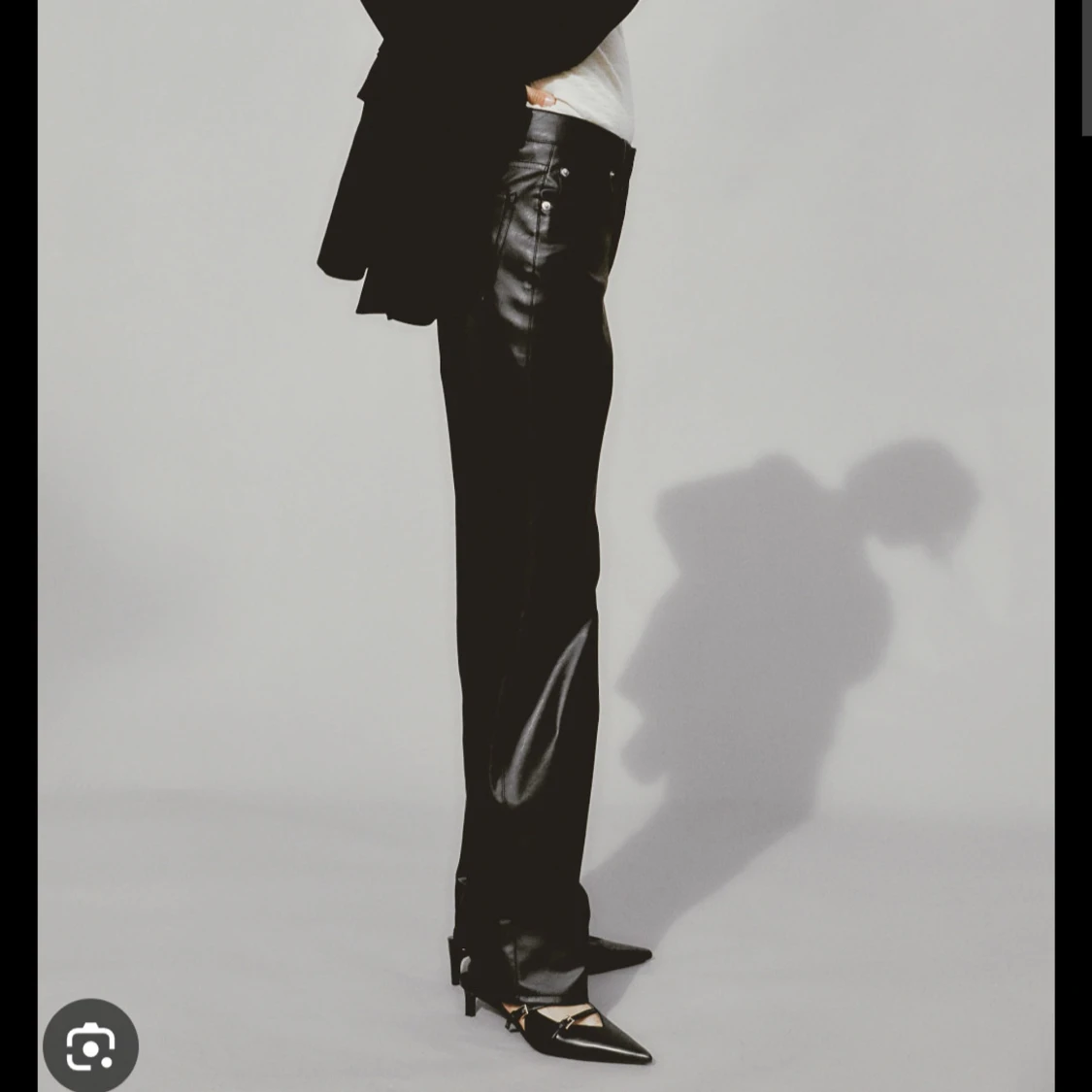 Rak byxa med coating svart h&m dam