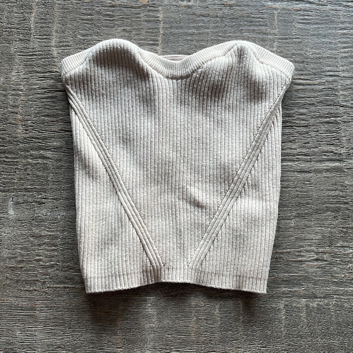 Beige ribbad tubtopp från BikBok