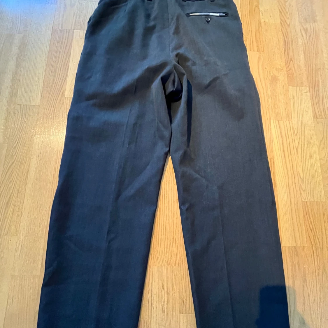 Svarta kostymbyxor  - 1