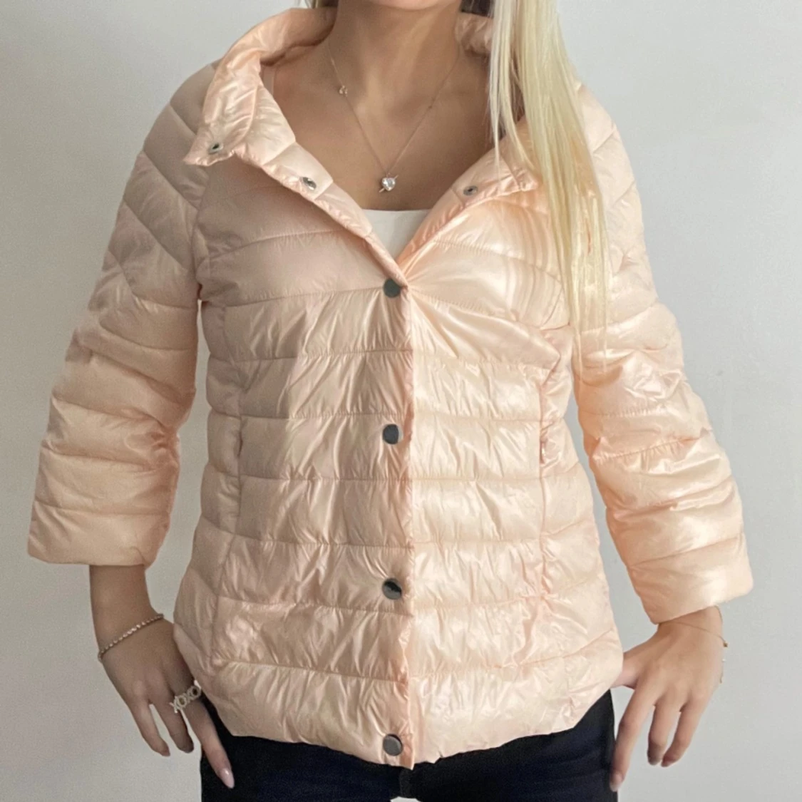 Rosa Herno liknande jacka! - 2