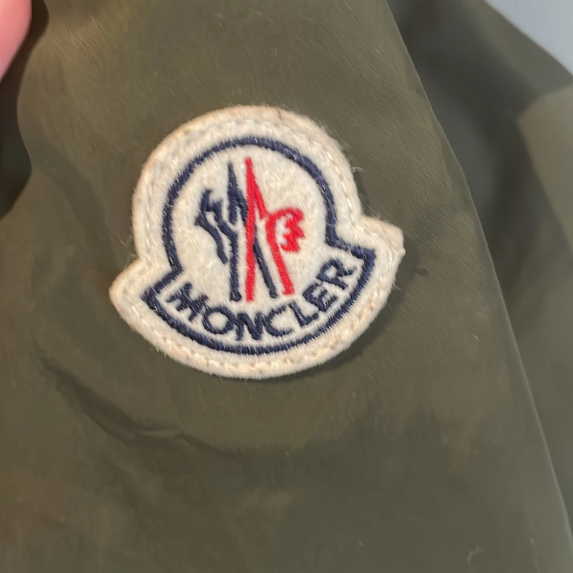 Grön vindjacka från Moncler - 1
