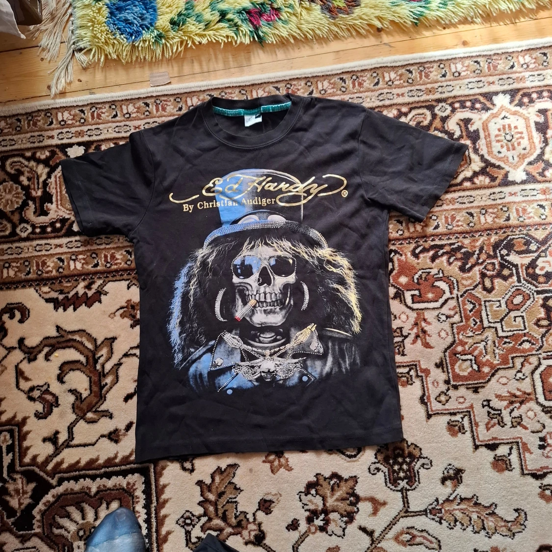 Svart Ed Hardy t-shirt med dödskalletryck