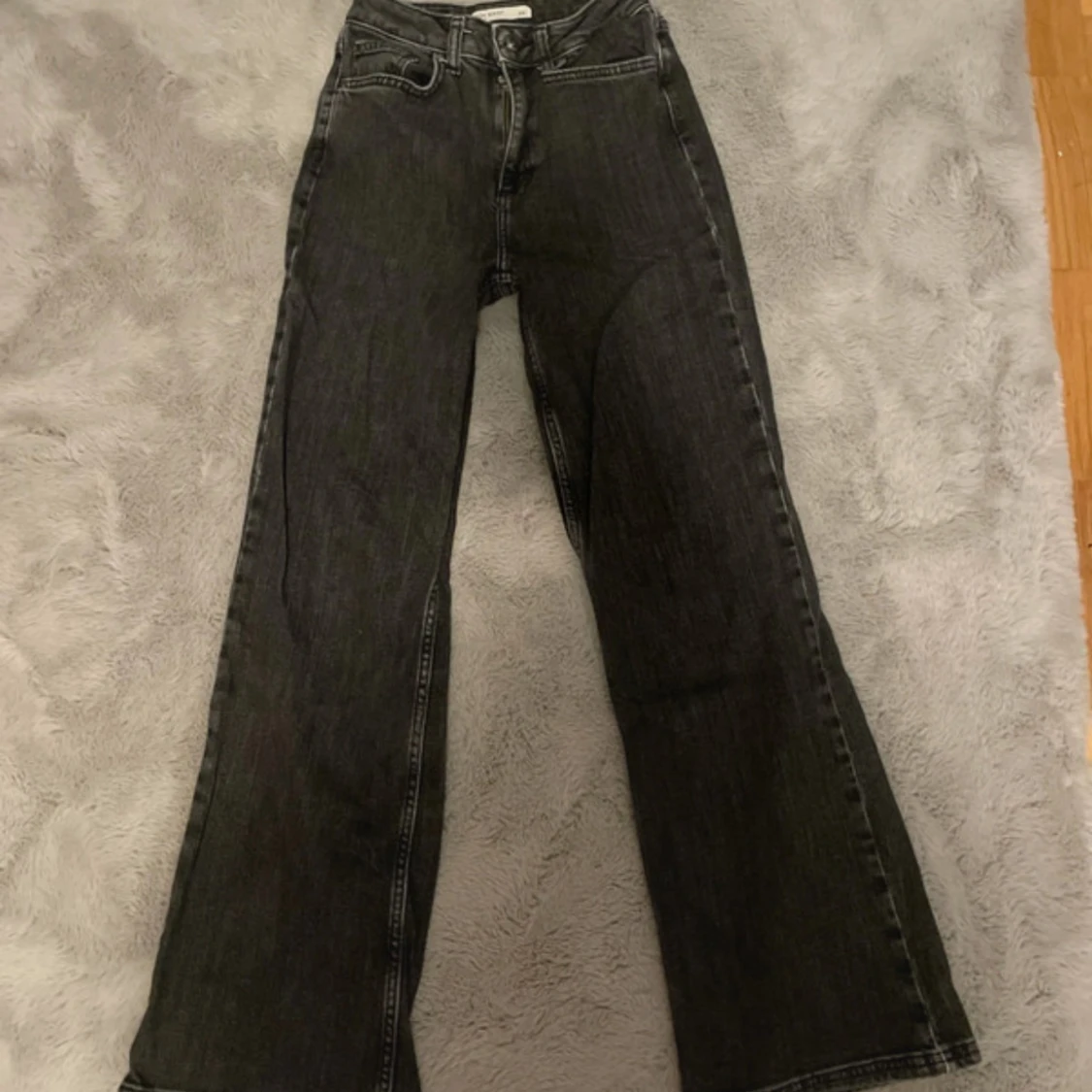 Highwaisted straight petite jeans - 1