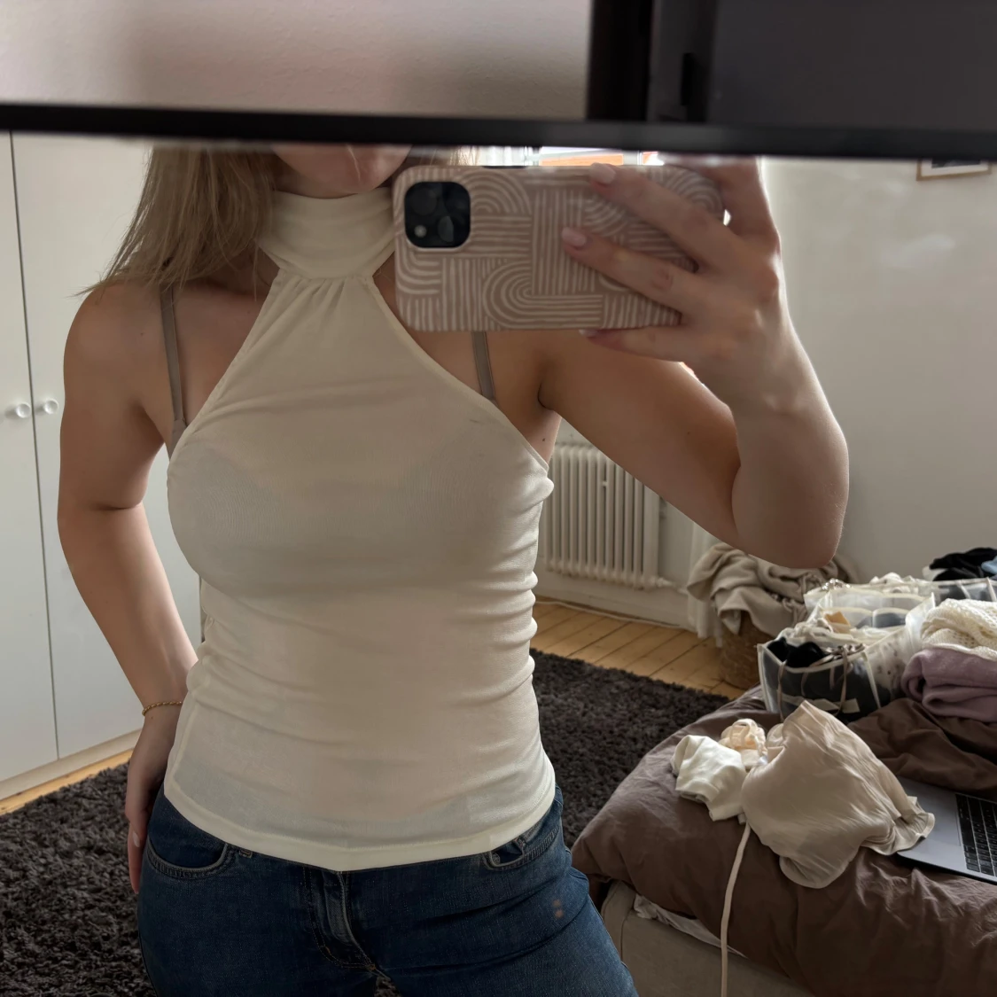 Beige halterneck topp från NA-KD