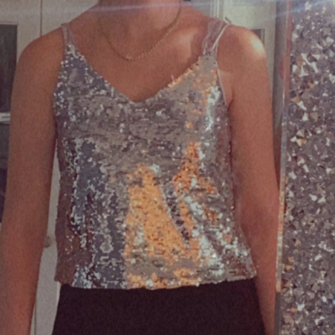 Glittrig silver paljettopp