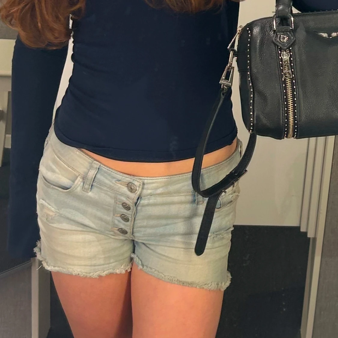 Mörkblå långärmad topp Gina Tricot