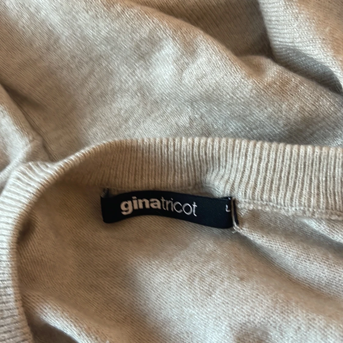 Beige stickad kortärmad tröja Gina Tricot - 1