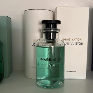 LV IMAGINATION  - Blev lurad och fick hem en fa*e IMAGINATION. Jag förlorade min ombre nomade och är ute efter att antingen sälja eller byta bort dens parfymen för att få lite pengar till att köpa en ny ombre nomade 