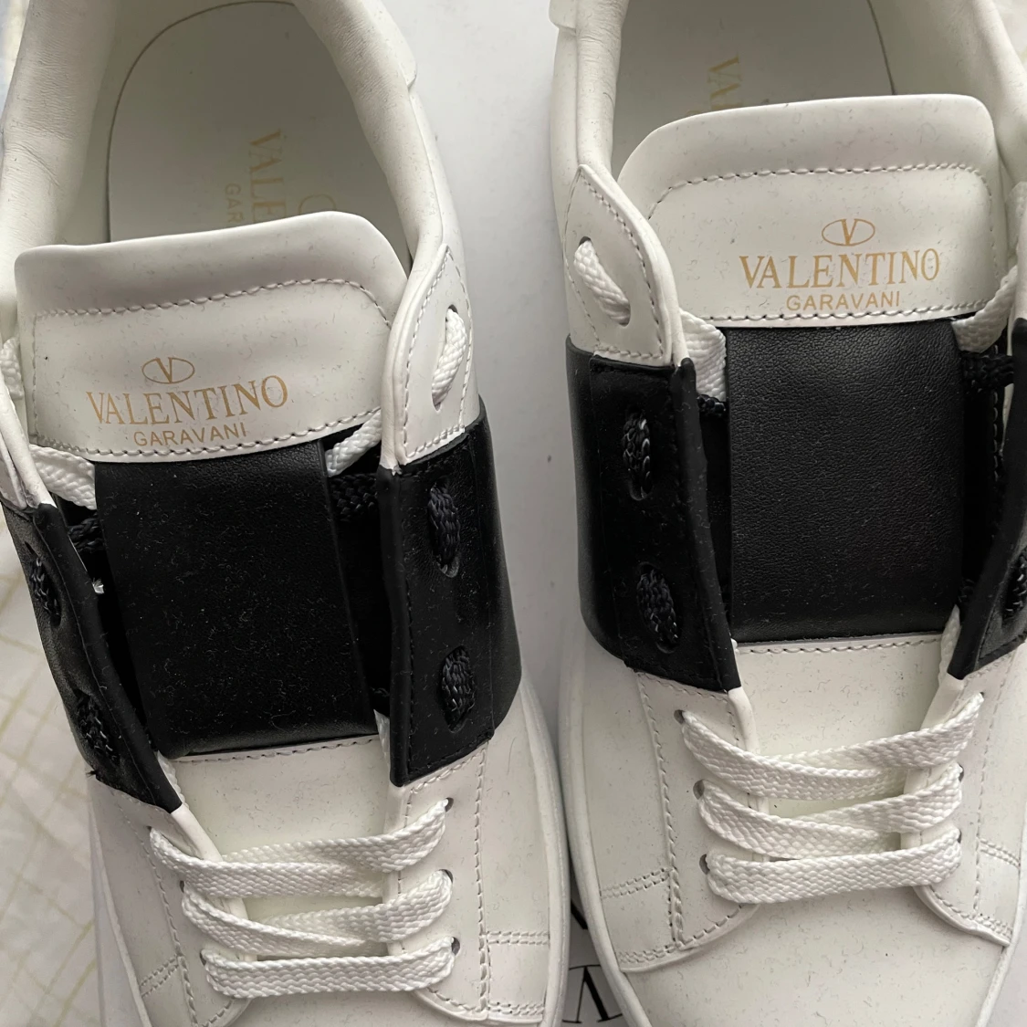 Valentino Garavani Open Sneakers vit/svart - 3