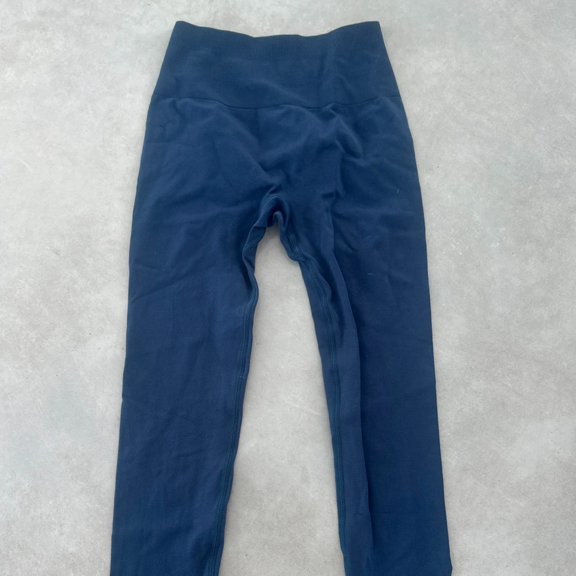 Mörkblå leggings från Relode