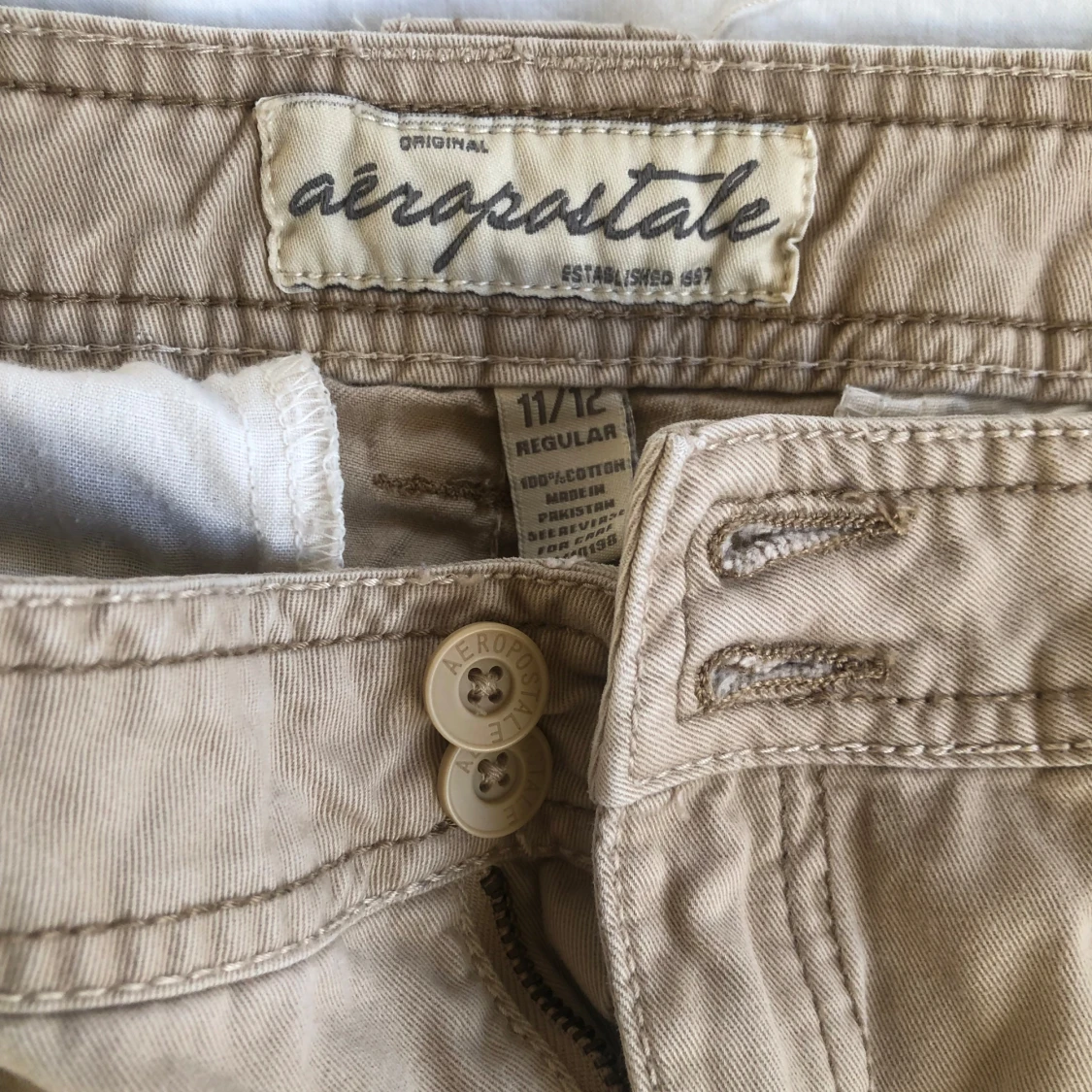 Beige y2k byxor från Aeropostale - 2