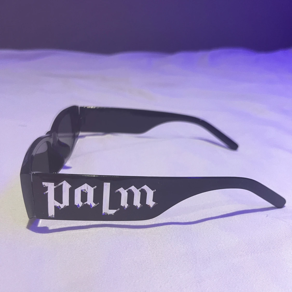 Svarta solglasögon från Palm Angels - 1