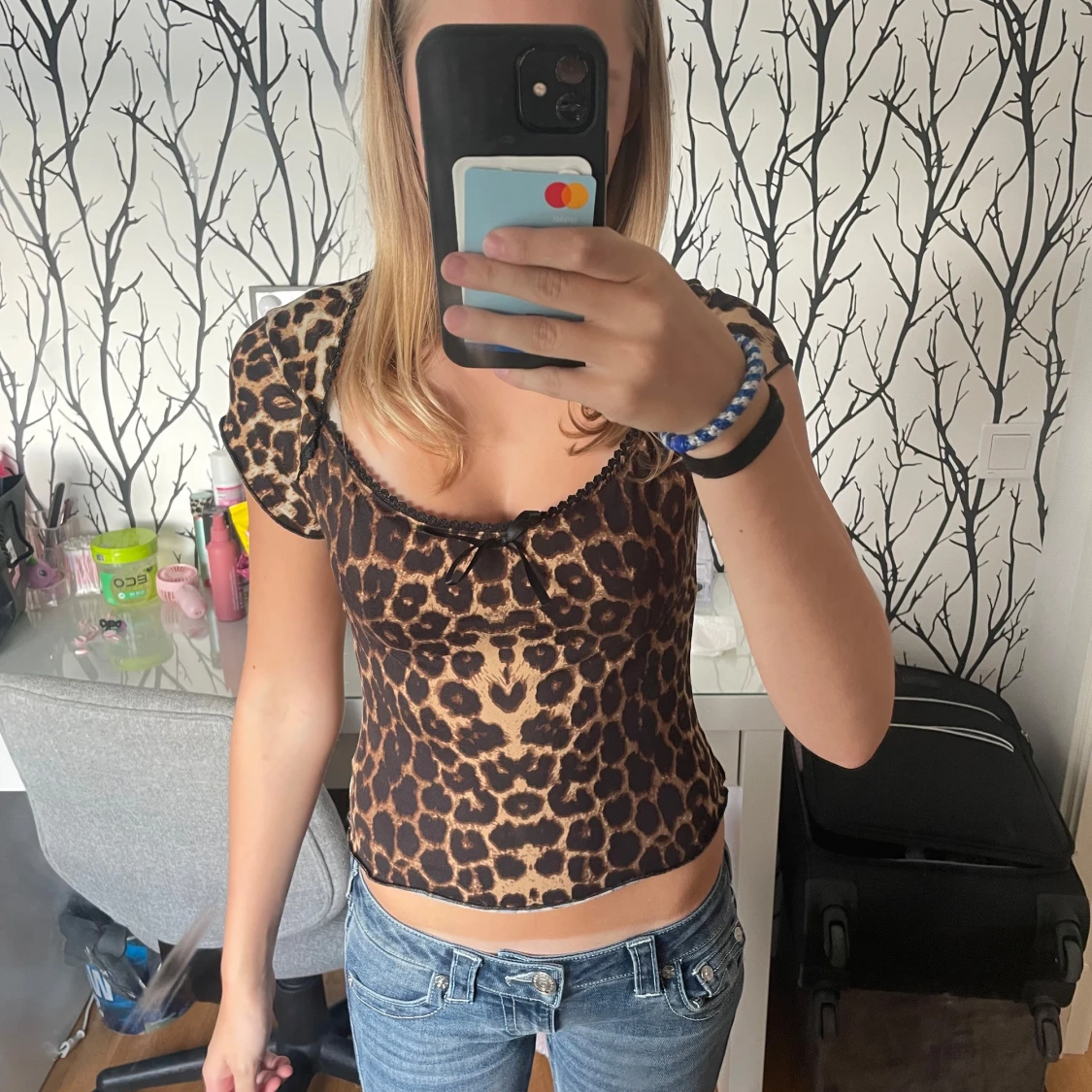 Leopardmönstrad topp med rosett - 1