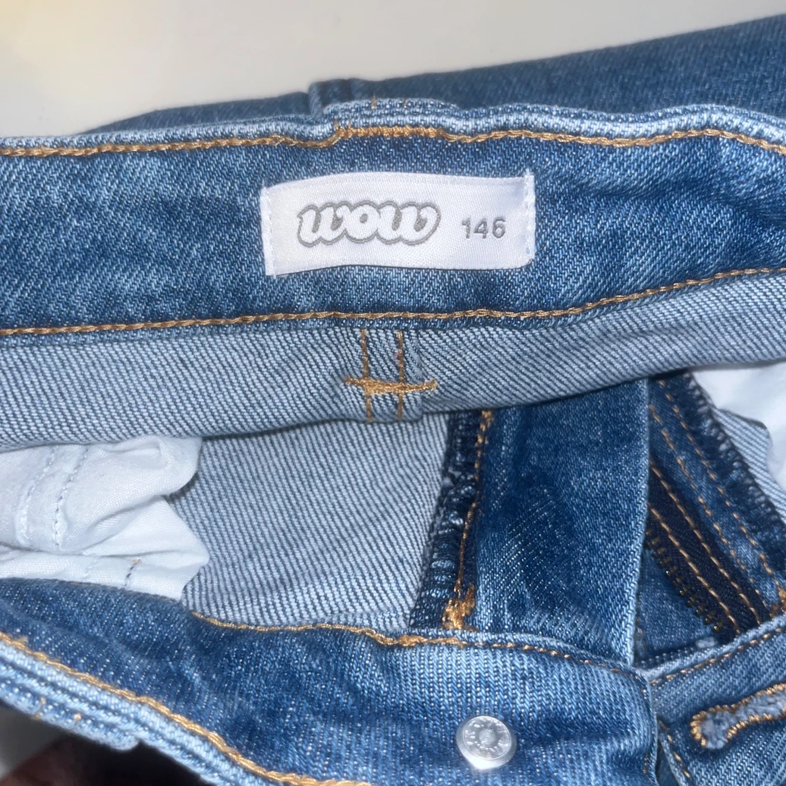 Blå jeanskjol med fickor från Wow - 3