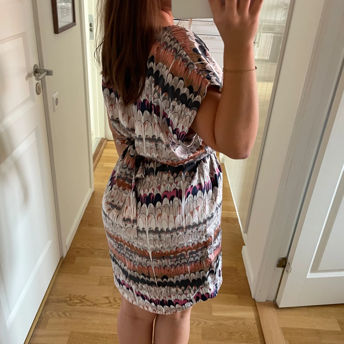 Mönstrad klänning - 2