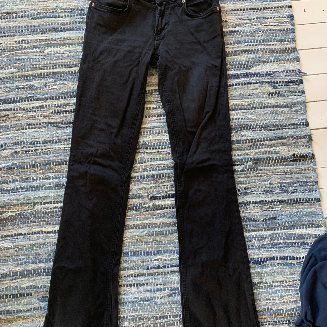 Svarta bootcut jeans från Zara