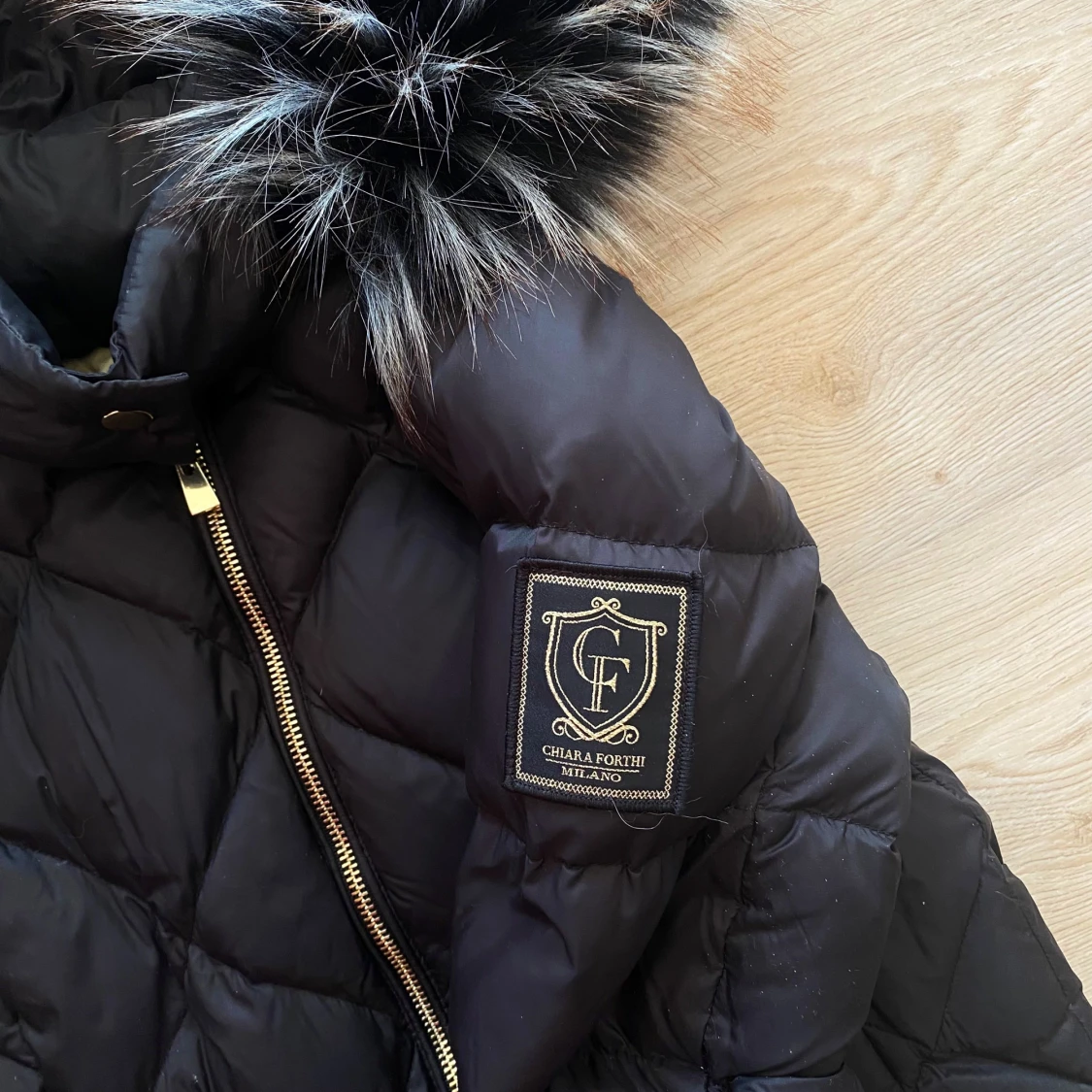 Svart pufferjacka från Chiara Forthi - 3