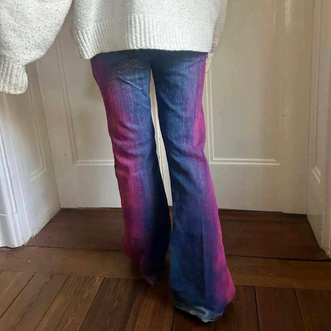 Färgglada bootcut jeans - 3