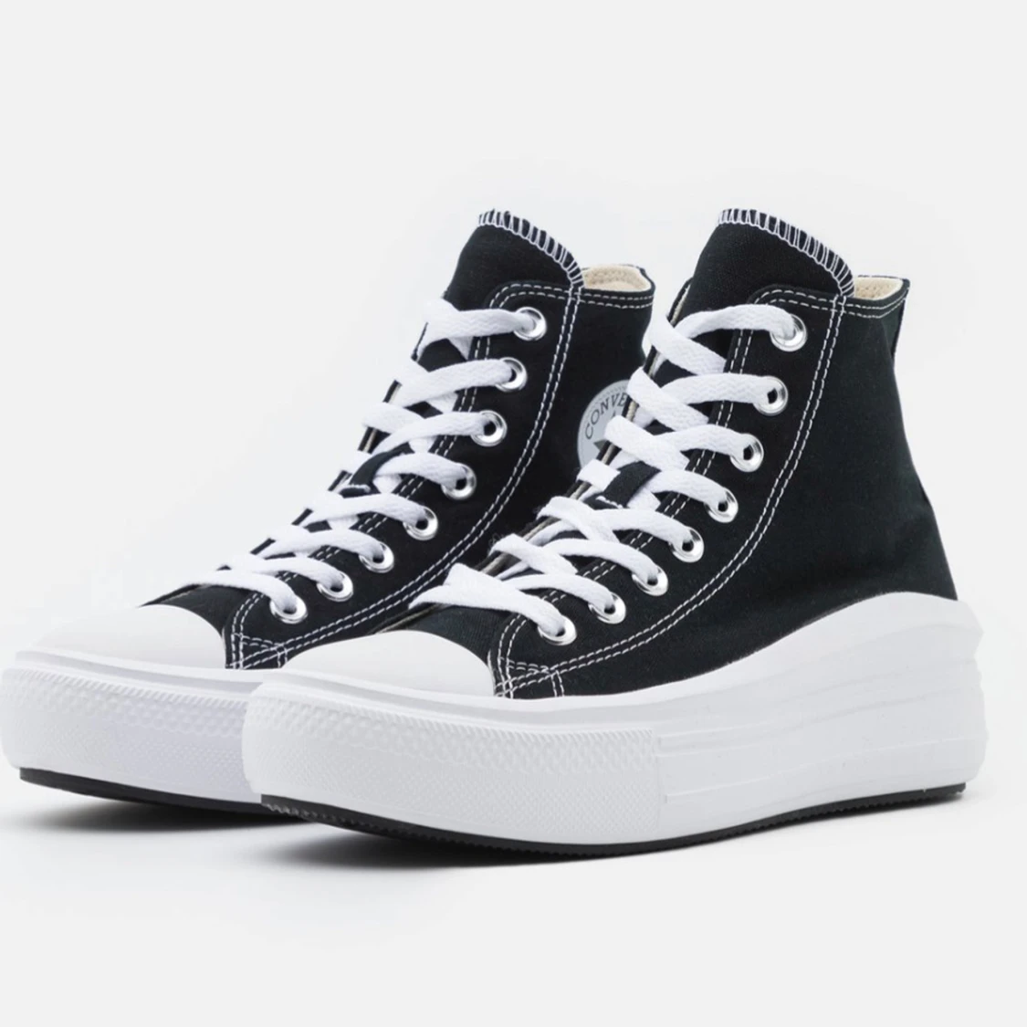 Svarta Converse All Star sneakers med platåsula - 1