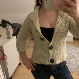 Beige kofta - Super skön, kommer inte till användning🥰🥰