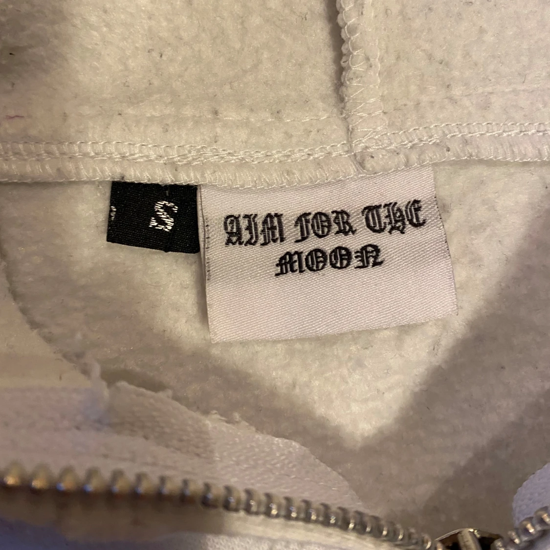 Vit hoodie med Rhinestones - 2