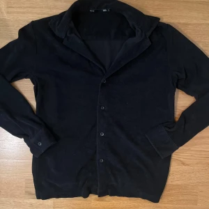 Cardigan Lager 157 - Säljer en fin cardigan från Lager 157 i storlek S. Mycket bra skrik och diskuterarbart pris. Skriv för fler frågor 🙏🏼