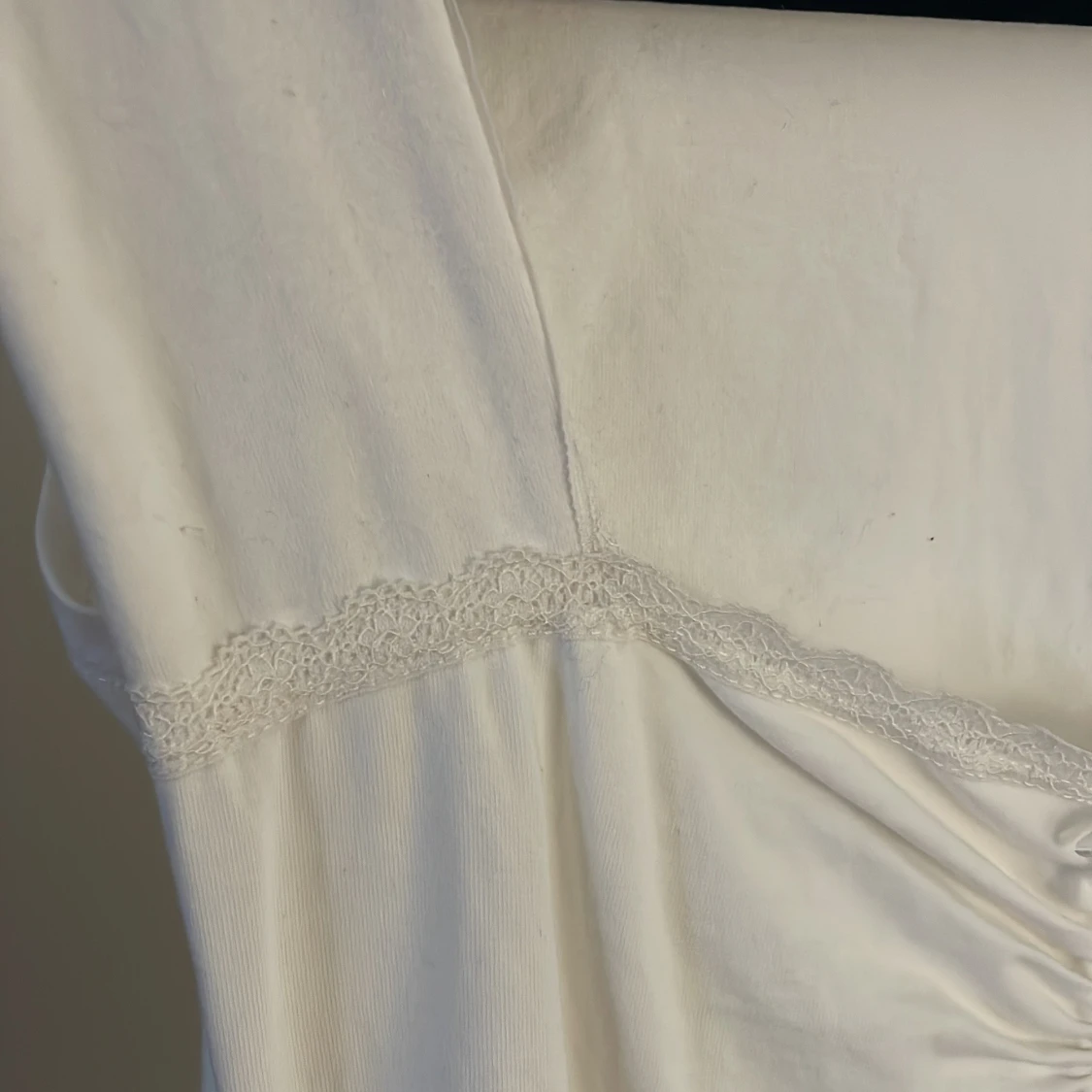 Vit spetsdetaljerad topp  - 4