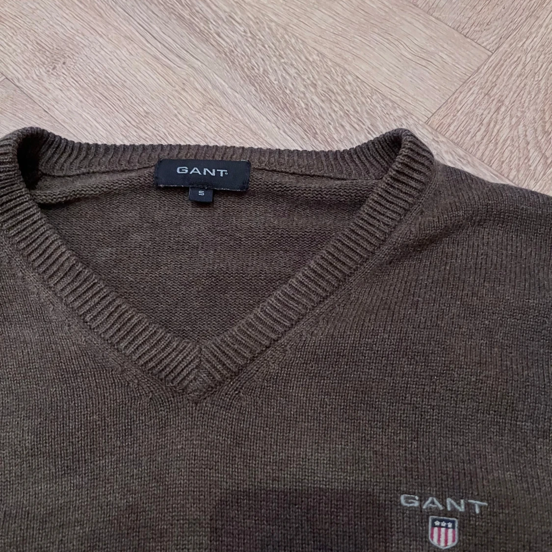 Brun stickad tröja från GANT - 2