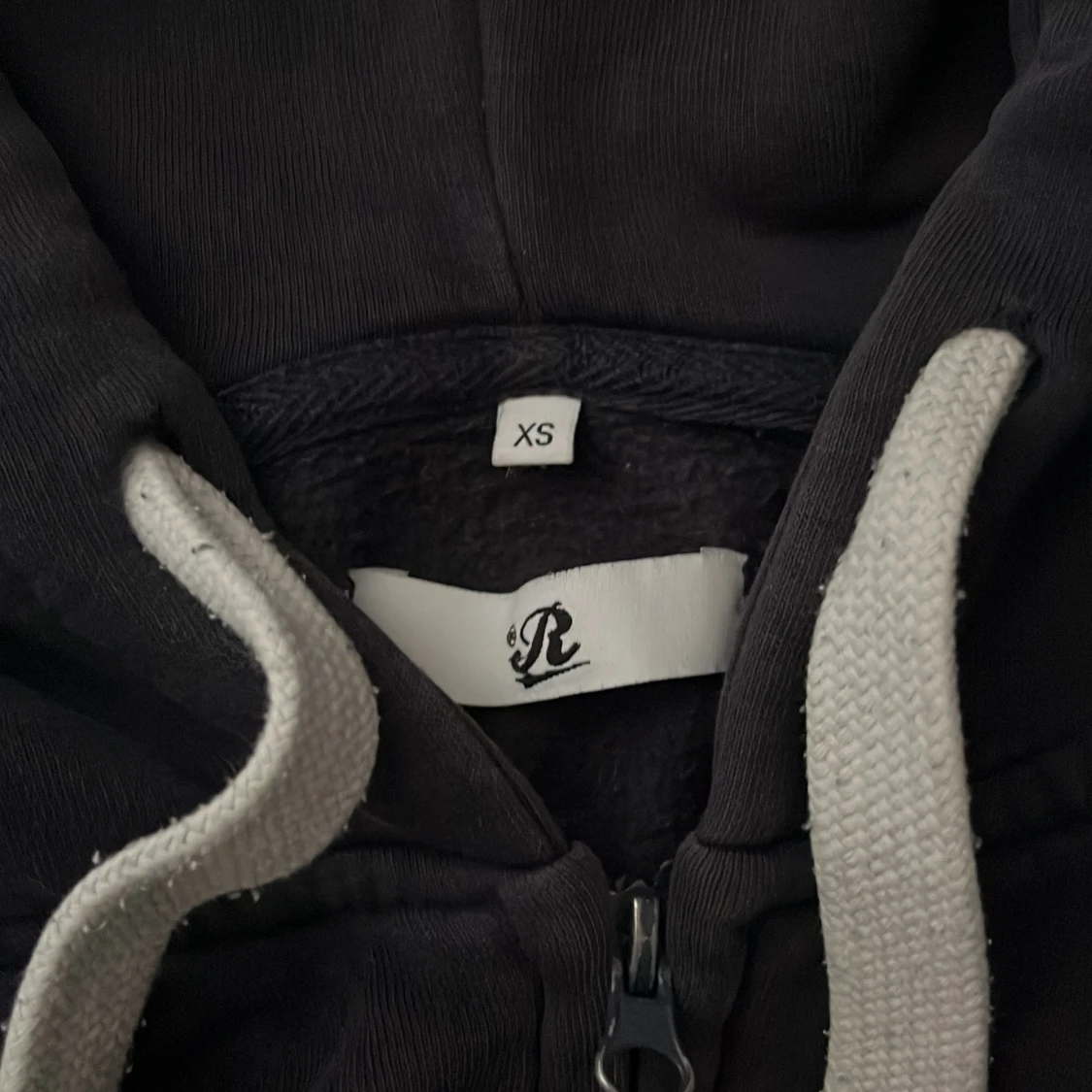 Marinblå hoodie Russedress XS - 3