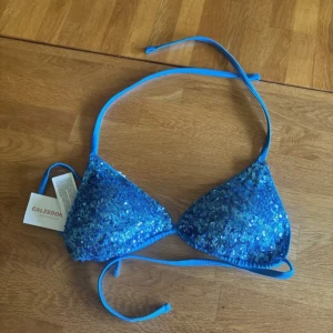 Calzedonia glitter bikini - Säljer ej via plick, endast swish