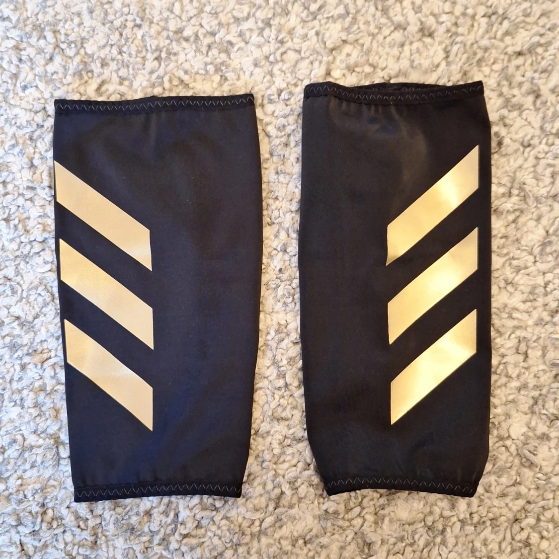 Adidas Ghost Graphic "Paul Pogba" benskydd  - 2