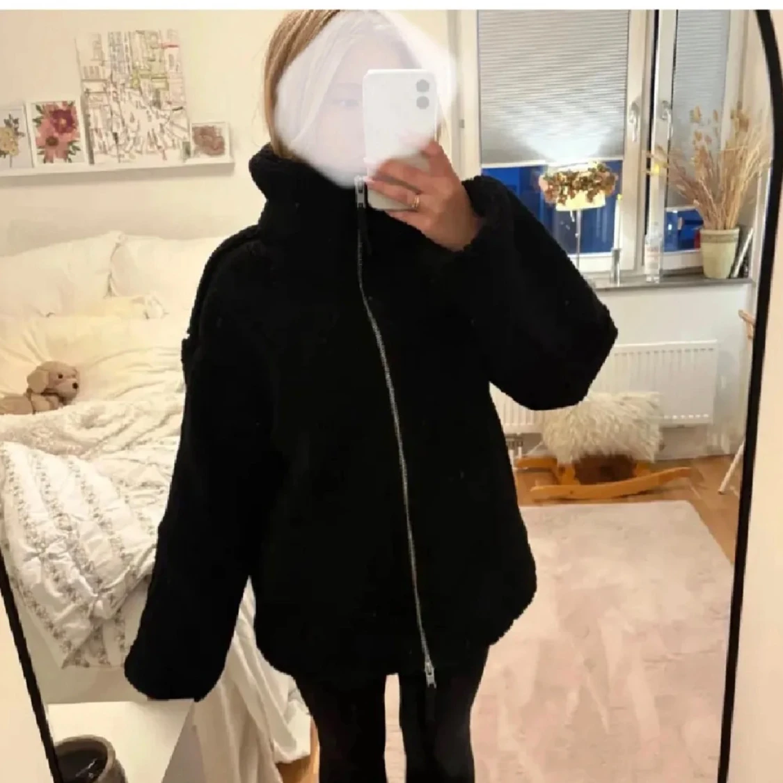 Svart teddyjacka med dragkedja - 1