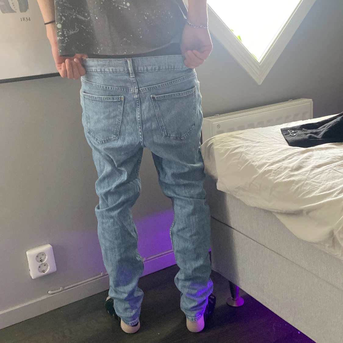 Slim fit ljusblå jeans från H&M - 1