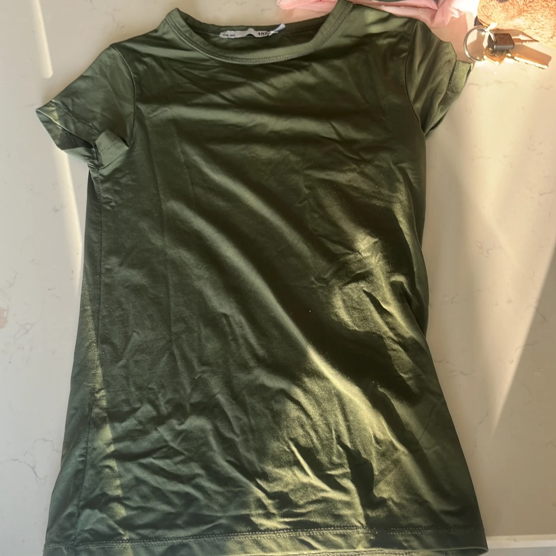 Olivgrön t-shirt från 157, XS - 1