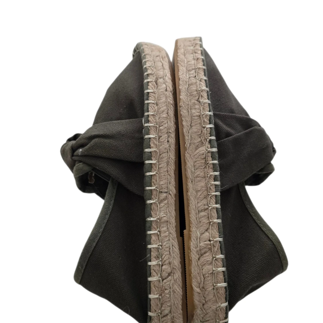 Nya damespadrillos - Slip-on i canvas med rosett - 2