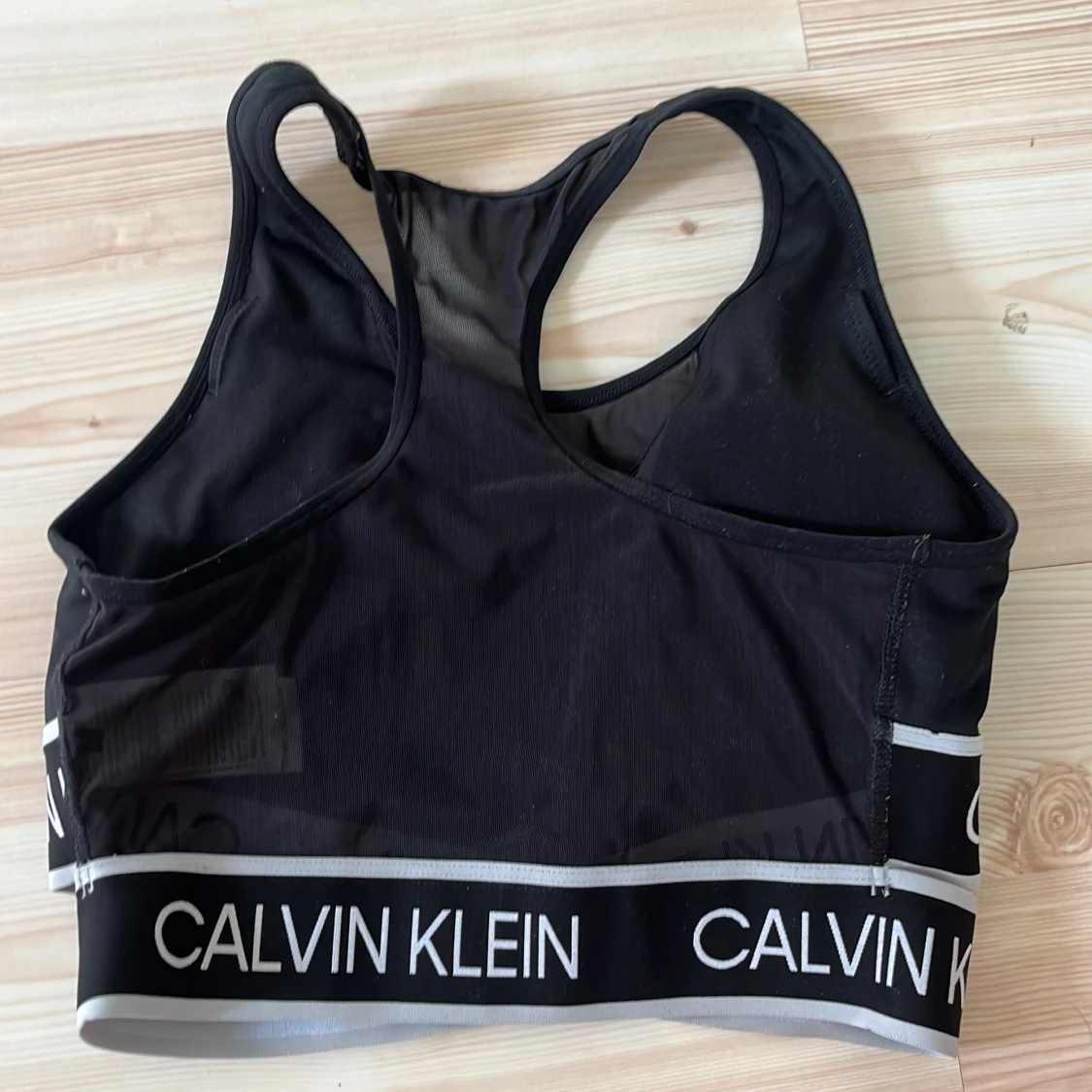 Svart sporttopp Calvin Klein - 1