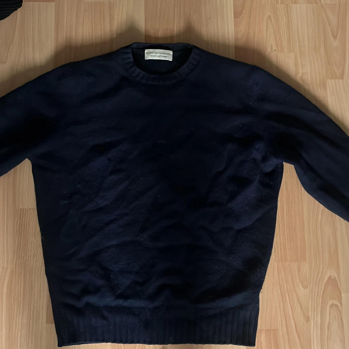 Mörkblå stickad tröja Studio de L'Artisan - 1