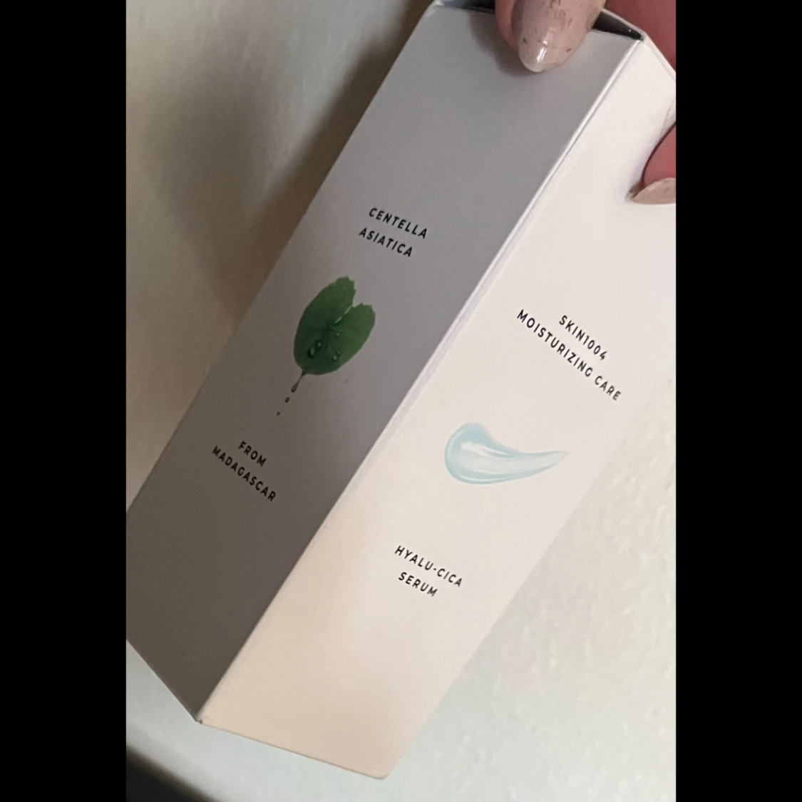 Skin1004 - Hyalu-Cica Blue Serum - 1