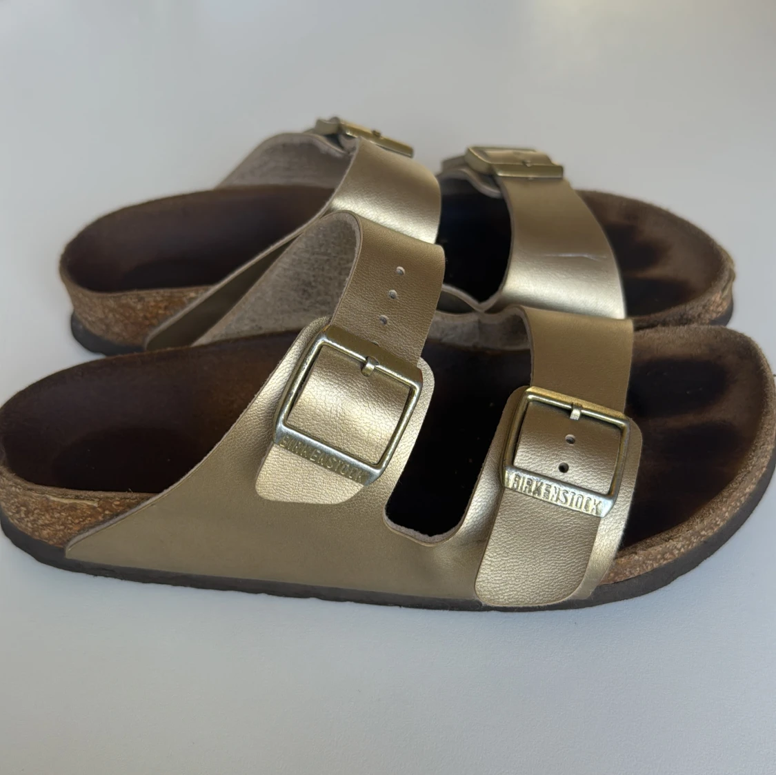 Guldiga sandaler från Birkenstock - 3